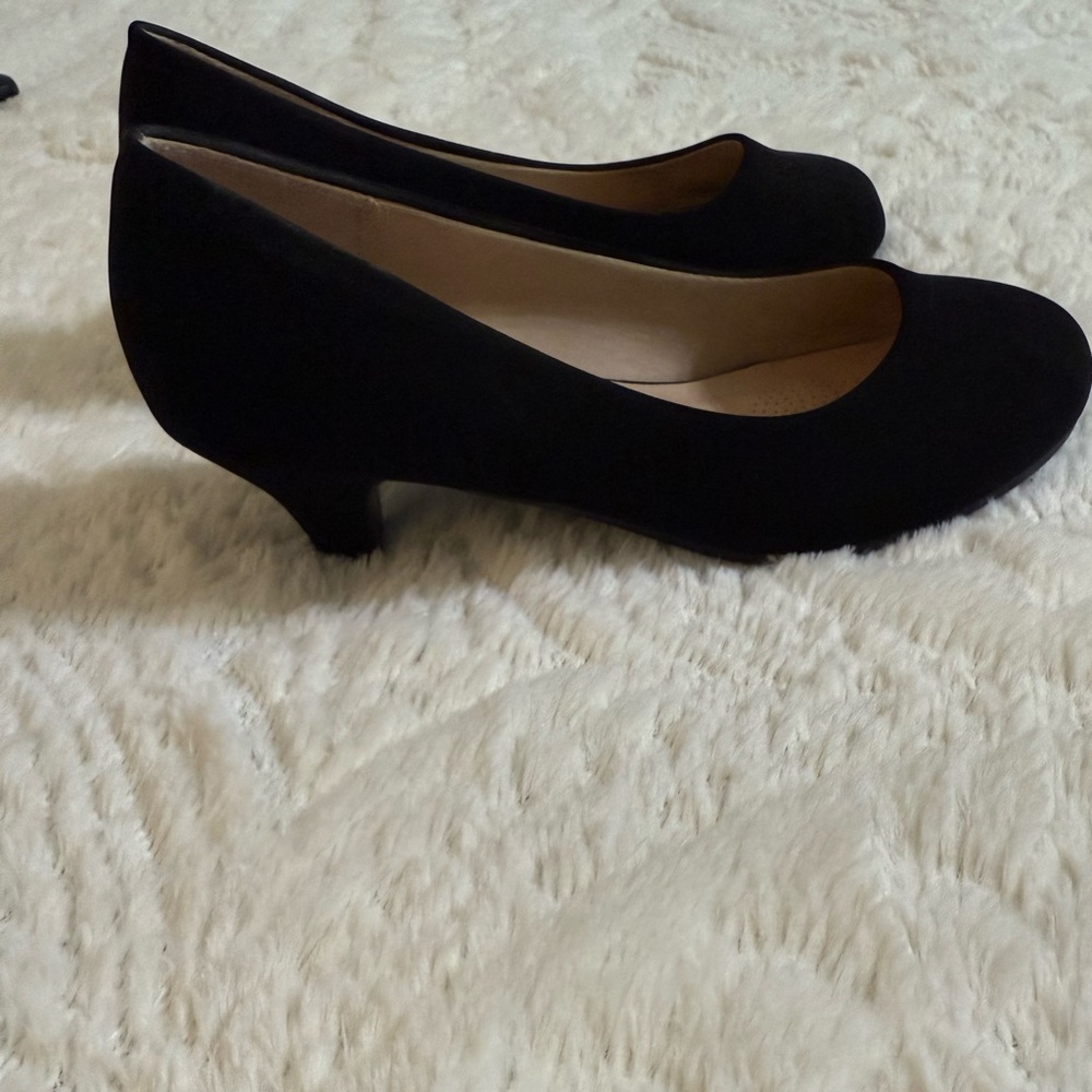 Black Pumps Like New Size 6